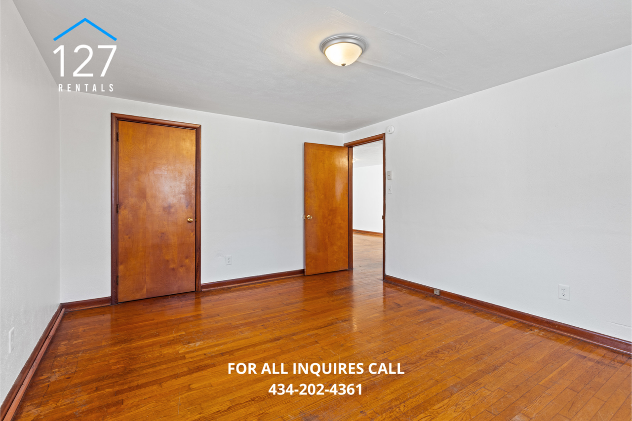 4710 Greenwood Dr #4 - Photo 5 of 12