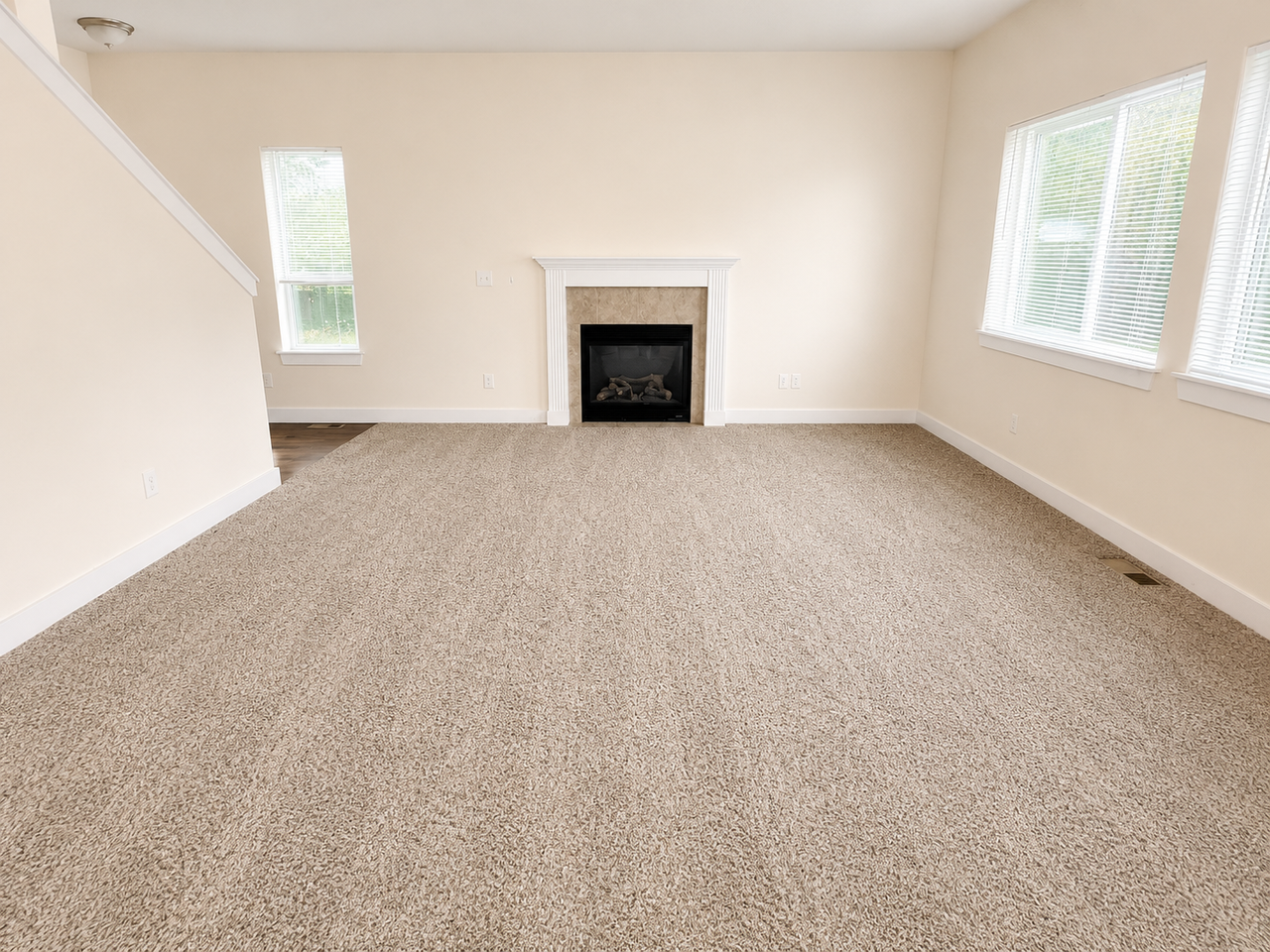 8013/8015 Cirque Dr W #8015 - Photo 4 of 17