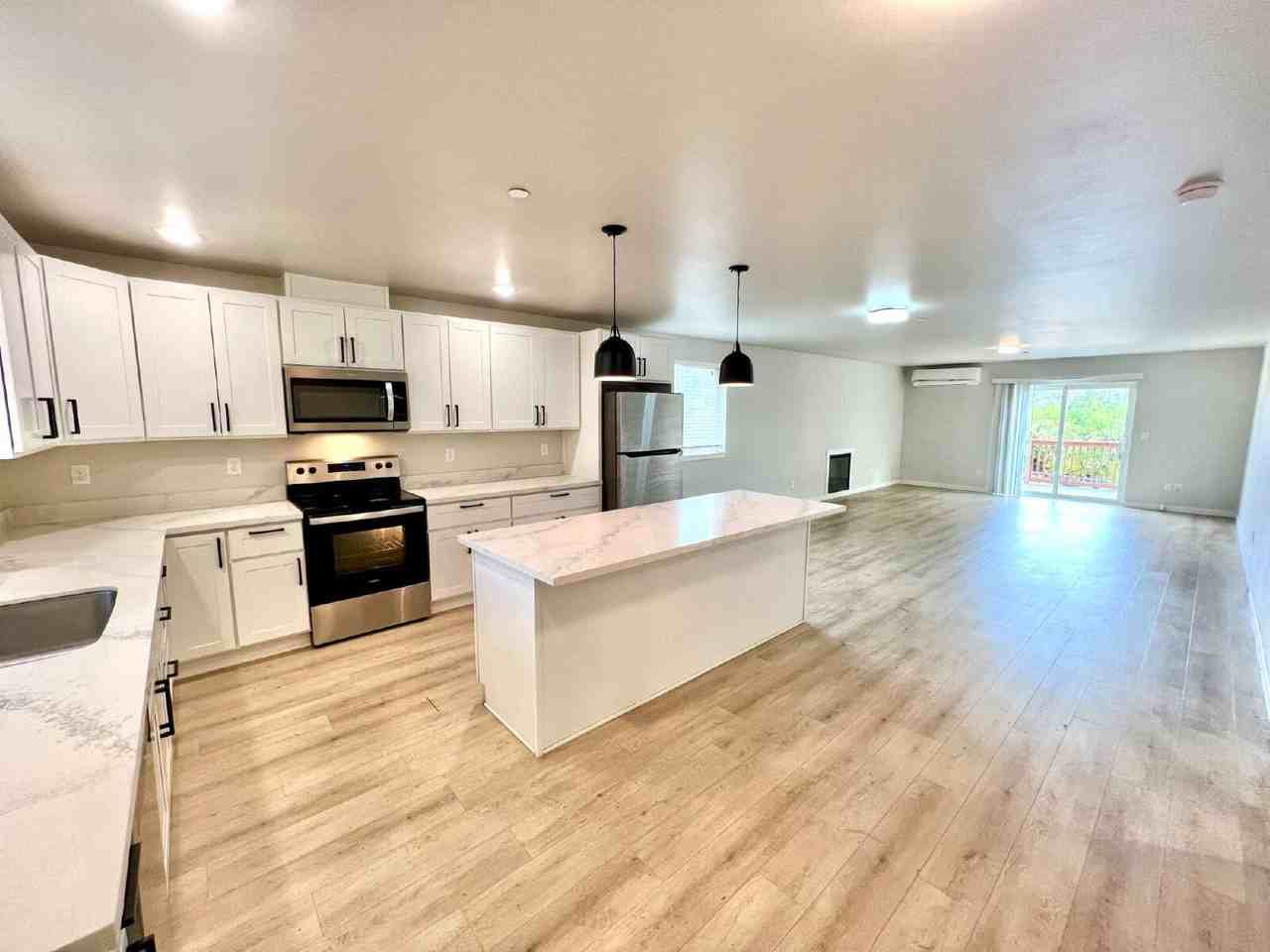8621 S M St - Photo 3 of 19
