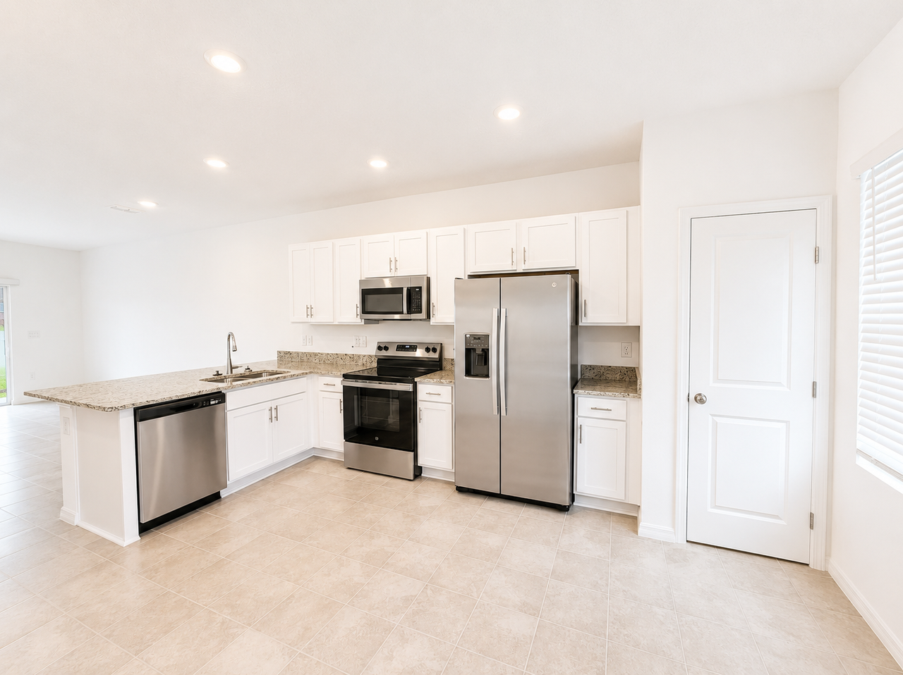 7260 Sabal Ter - Photo 2 of 10