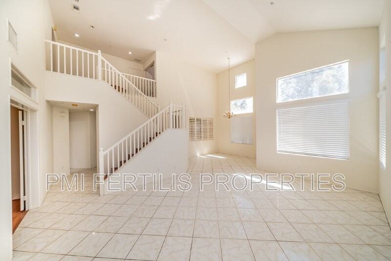 5055 St Albert Dr - Photo 5 of 36
