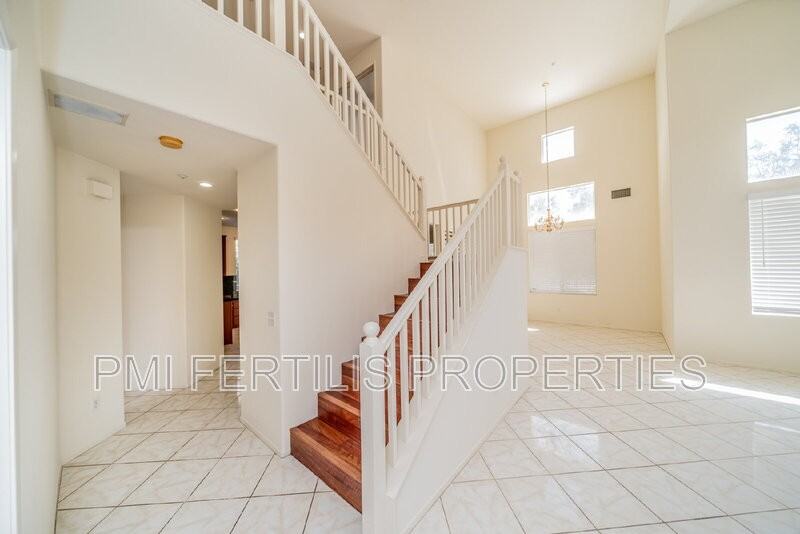 5055 St Albert Dr - Photo 7 of 36