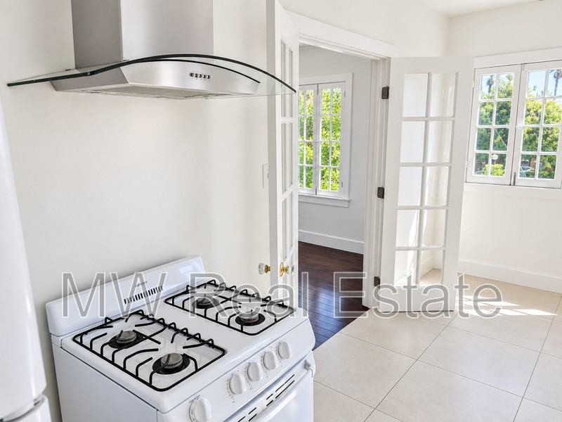1943 W Washington Blvd - Photo 4 of 12