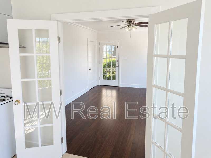 1943 W Washington Blvd - Photo 6 of 12