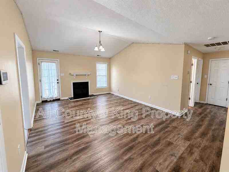 3832 Softwind Ln - Photo 3 of 13