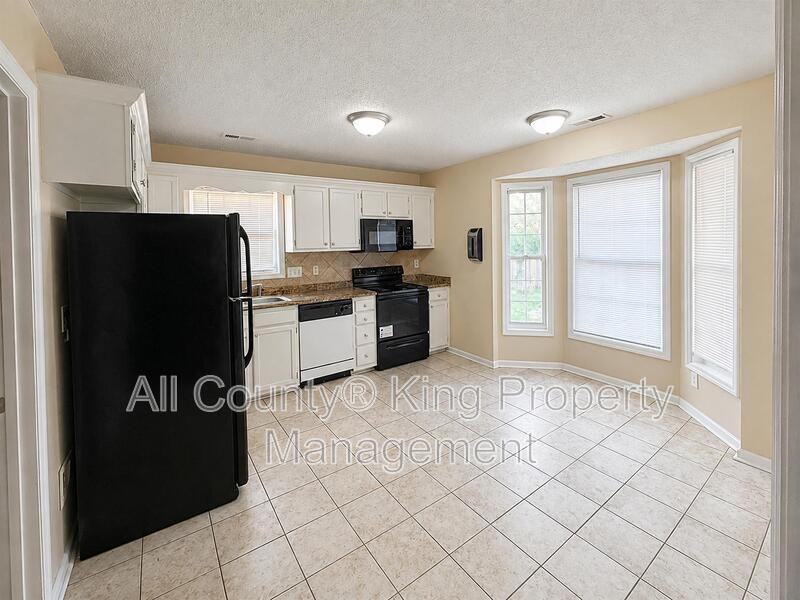 3832 Softwind Ln - Photo 4 of 13