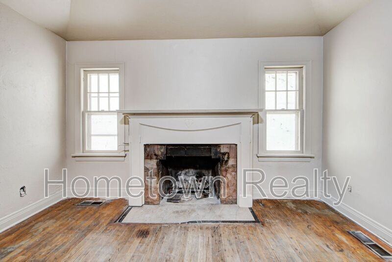 1210 N Ann Arbor Ave - Photo 7 of 30