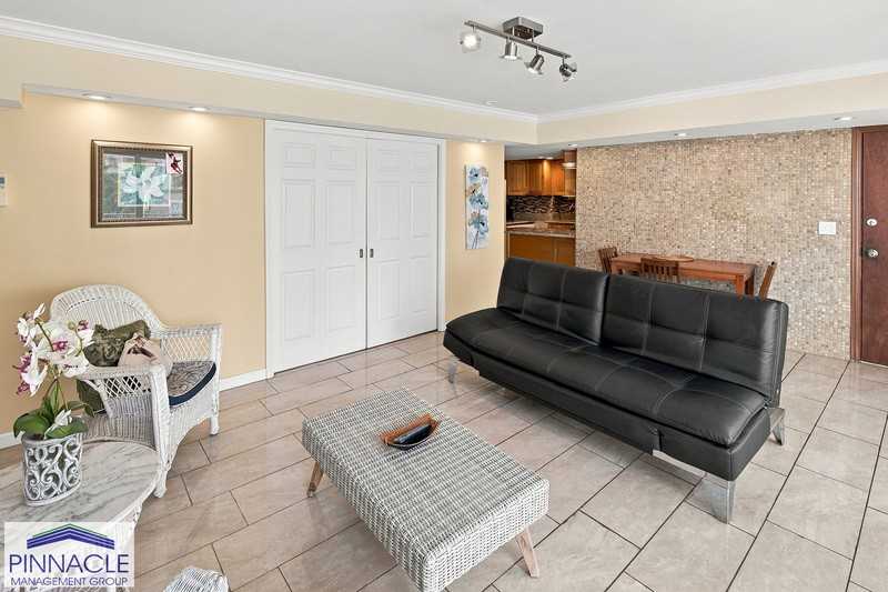 1804 Ala Moana Blvd - Photo 5 of 17
