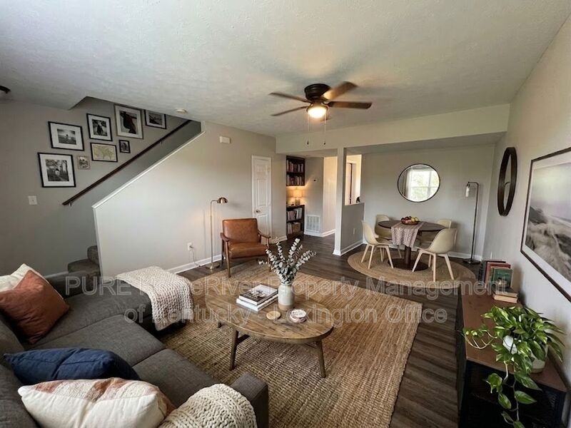 1004 Whipporwill Dr #4 - Photo 3 of 16