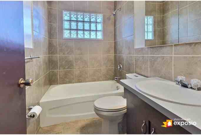 11355 55 St Nw - Photo 4 of 23