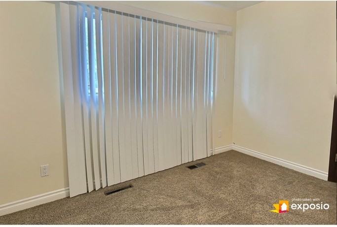 11355 55 St Nw - Photo 7 of 23