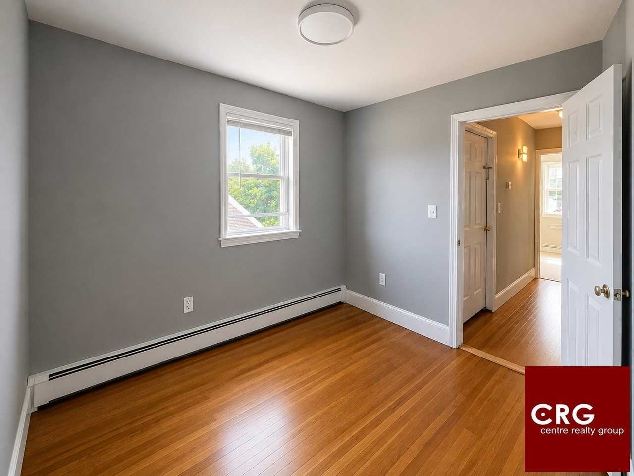 48 E Central St - Photo 4 of 7