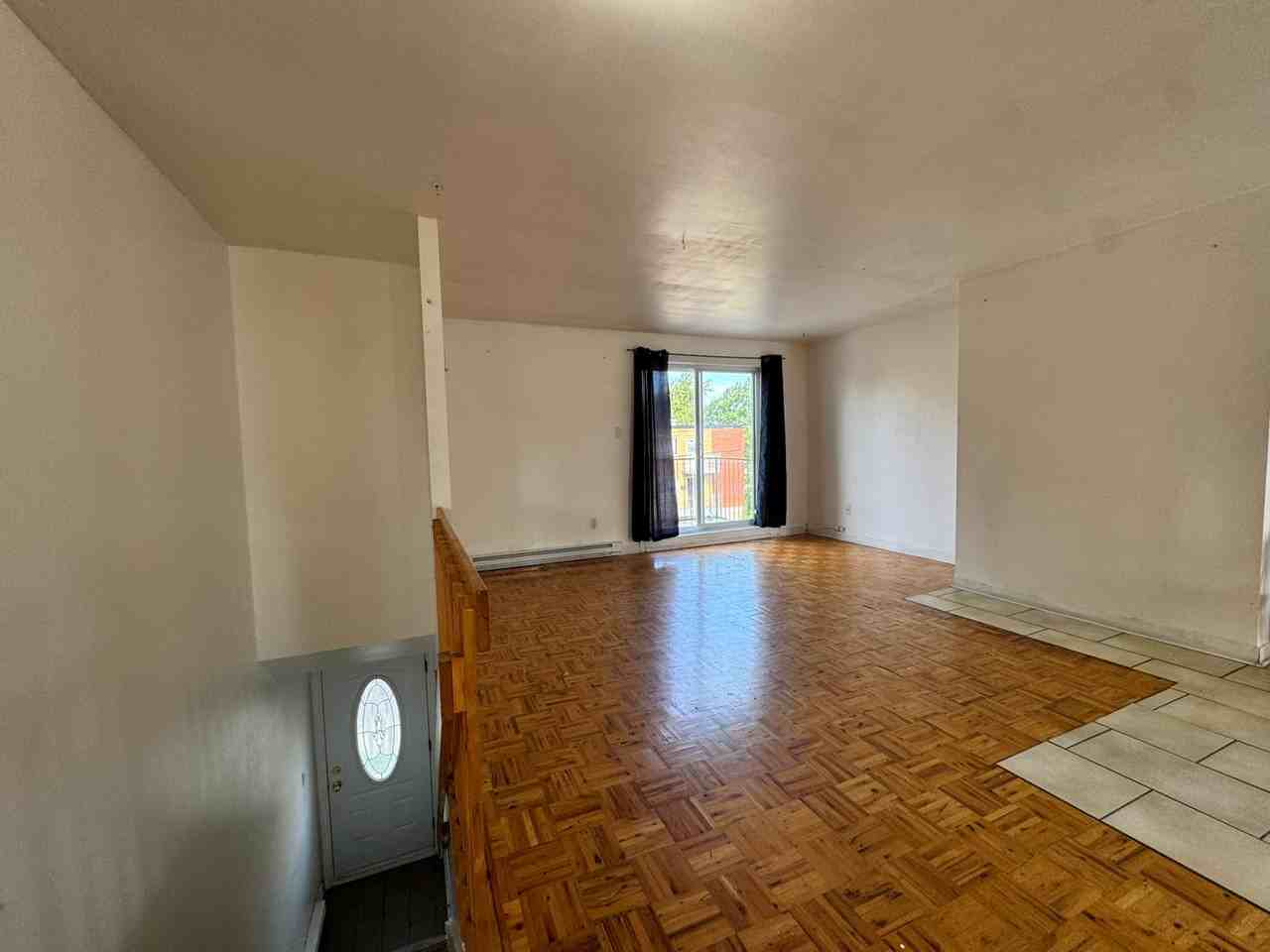 458 Rue Rougemont - Photo 4 of 8