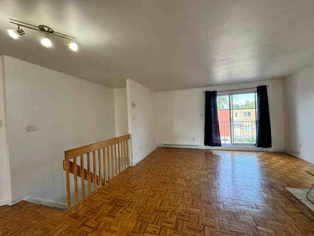 458 Rue Rougemont - Photo 7 of 8
