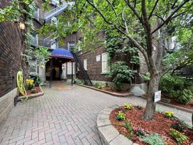 4266 Avenue Old Orchard #10 - Photo 1 of 1