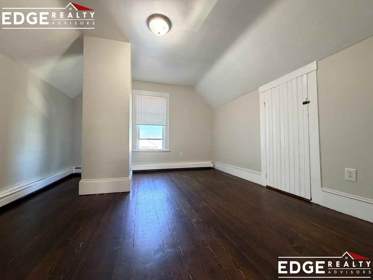 3 Lawrence Pl - Photo 6 of 10