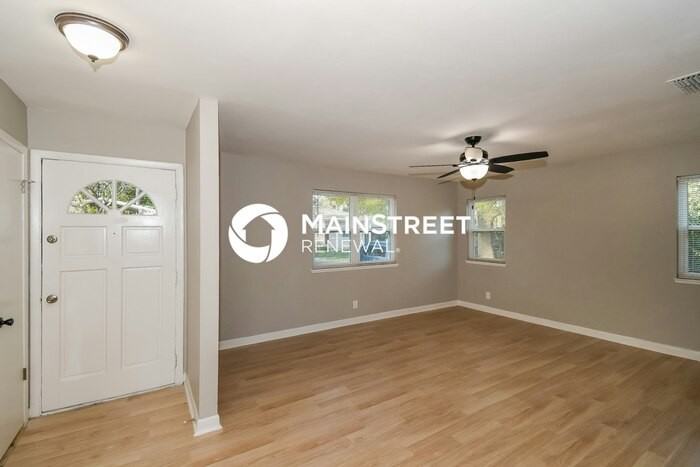 12148 Grasse St - Photo 3 of 16
