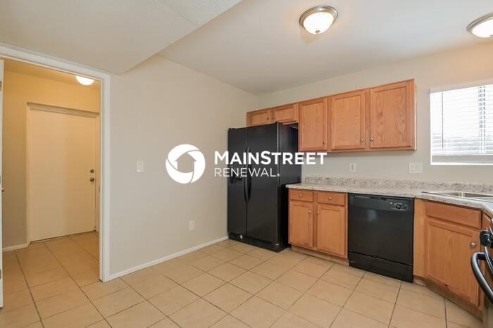 3215 W Capistrano Rd - Photo 5 of 16