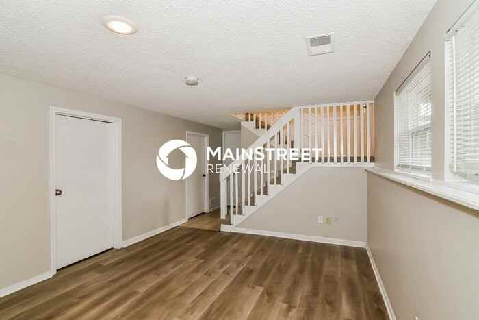 809 Mulberry St - Photo 3 of 17