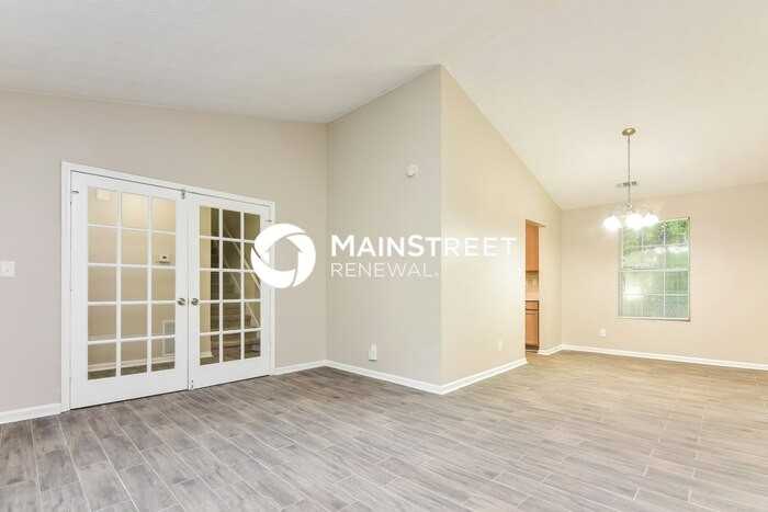 5856 Giles Rd - Photo 6 of 17