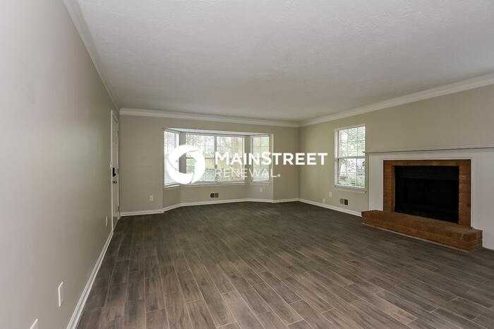 4659 Ivy Green Court - Photo 6 of 15