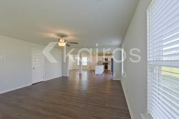 121 Mountain Holly Rd - Photo 7 of 32