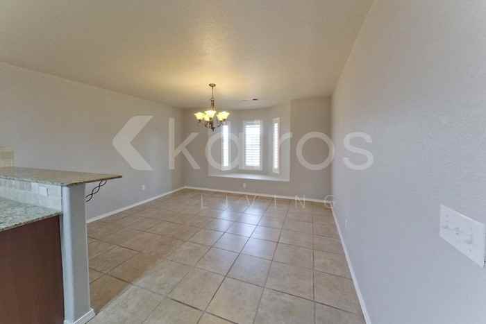 8304 Jill Ct - Photo 7 of 28