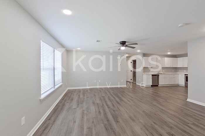 156 Cottage Grove Rd - Photo 4 of 21