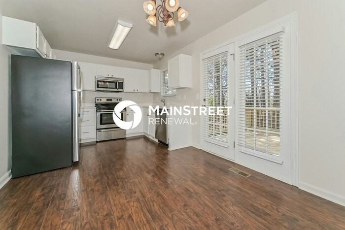 6919 Saint Croix Ln - Photo 4 of 16