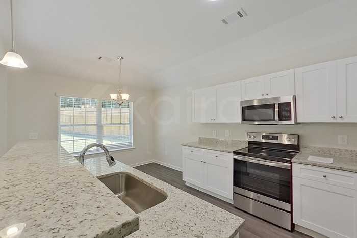 114 Live Oak Dr - Photo 7 of 23