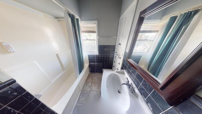 207 6th Ave Nw - Photo 3 of 15