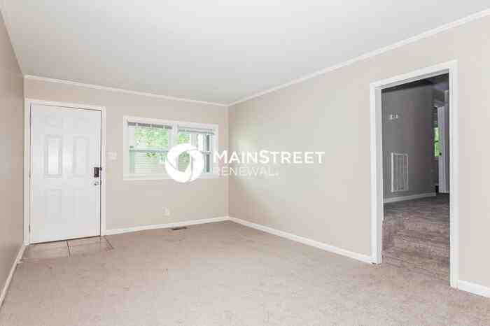 2327 Marlowe Ave - Photo 4 of 16