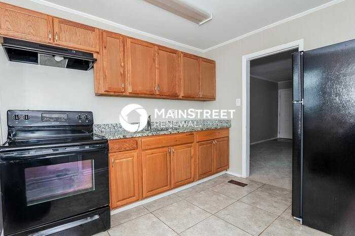2327 Marlowe Ave - Photo 6 of 16