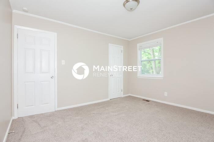 2327 Marlowe Ave - Photo 7 of 16