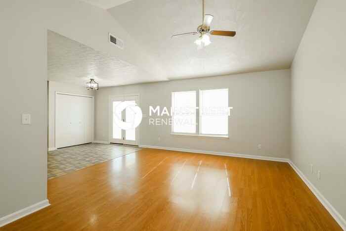 3121 Pine Trace Ct - Photo 4 of 16