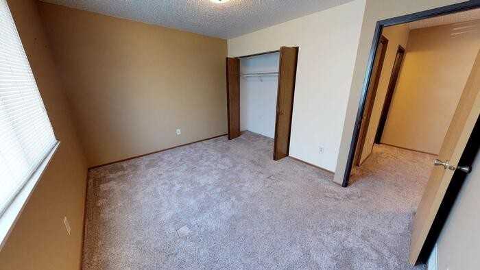 1727 N Grandview Ln #109 - Photo 4 of 6