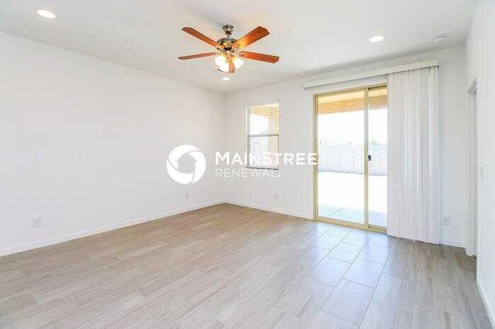 3723 E Sandoval Dr - Photo 2 of 16
