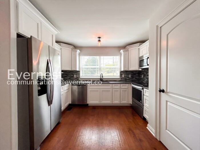 4409B Providence Hts - Photo 5 of 27