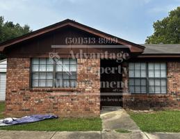 featured image of 2085 Keathley Dr #B3