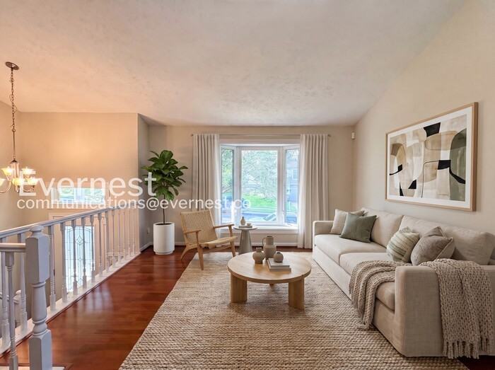 7928 Severn Tree Blvd - Photo 4 of 27