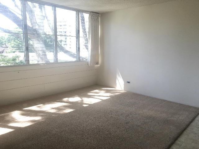 1550 Punahou St #308 - Photo 4 of 5