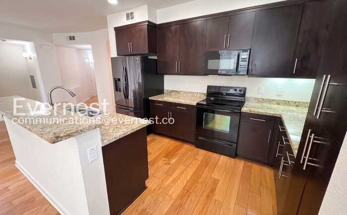 4463 Hyde Cmn #114 - Photo 4 of 26