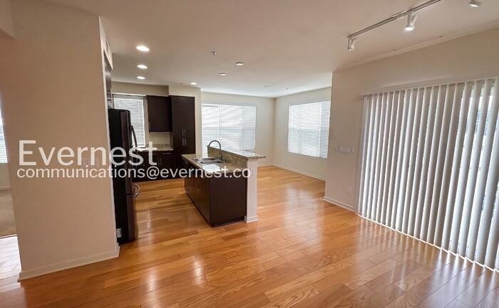 4463 Hyde Cmn #114 - Photo 6 of 26