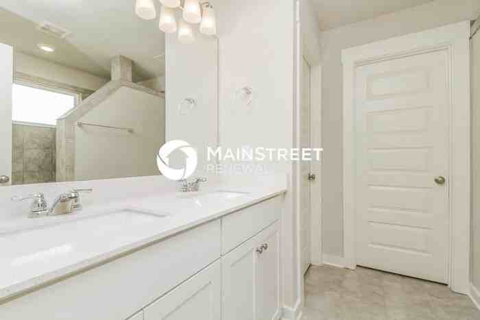 818 Yakima Way - Photo 7 of 15