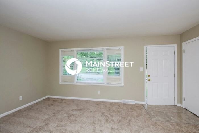 711 Dunbrook Ln - Photo 2 of 15