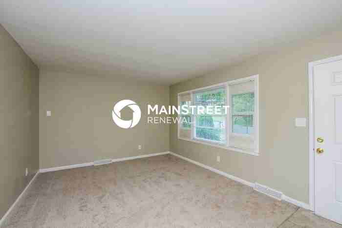 711 Dunbrook Ln - Photo 7 of 15
