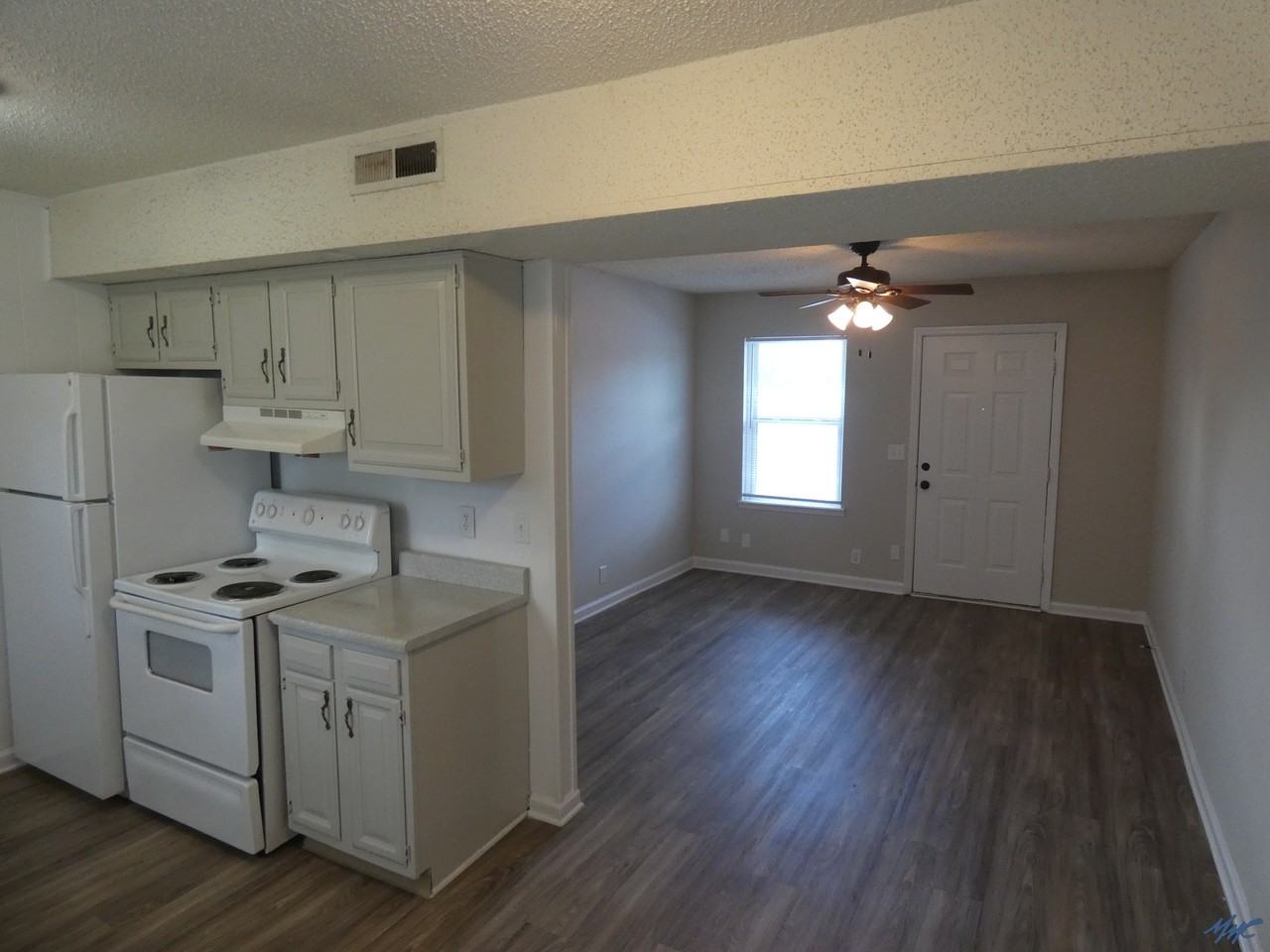 902 Palmer Dr #1 - Photo 6 of 13