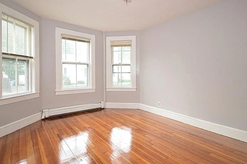 38 Water St #1R - Photo 5 of 12
