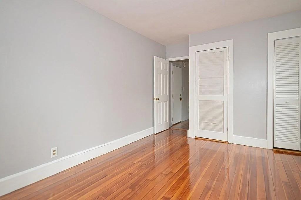 38 Water St #1R - Photo 6 of 12