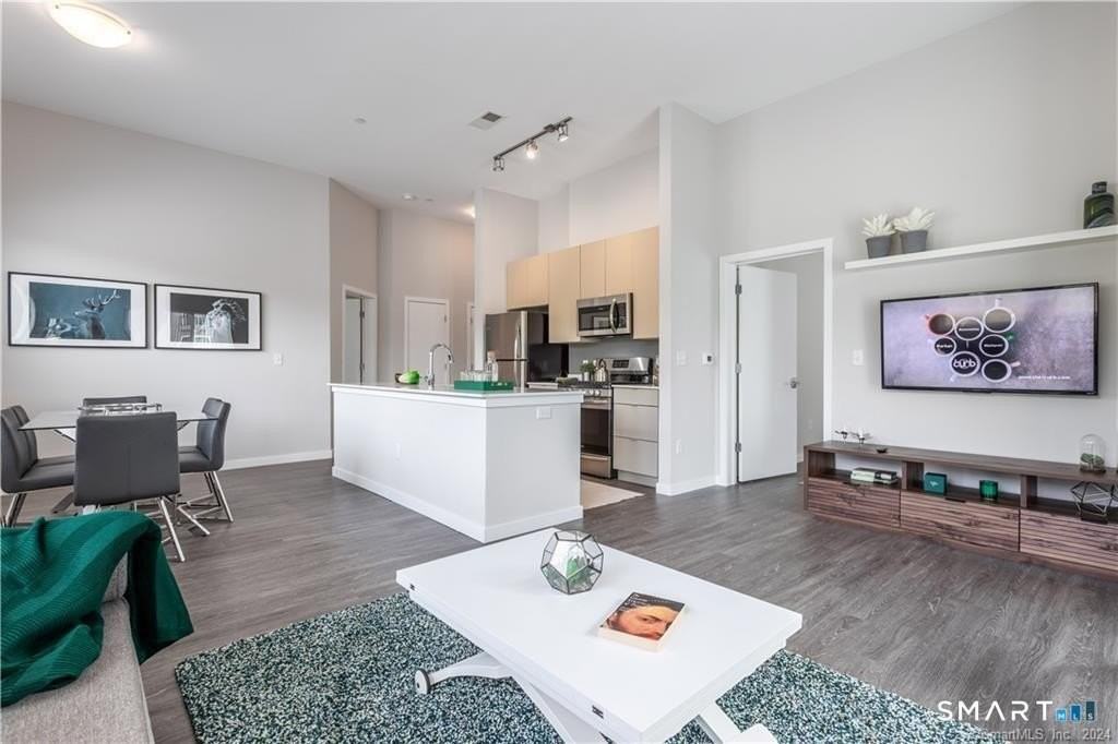 300 Glover Ave #B436 - Photo 6 of 21